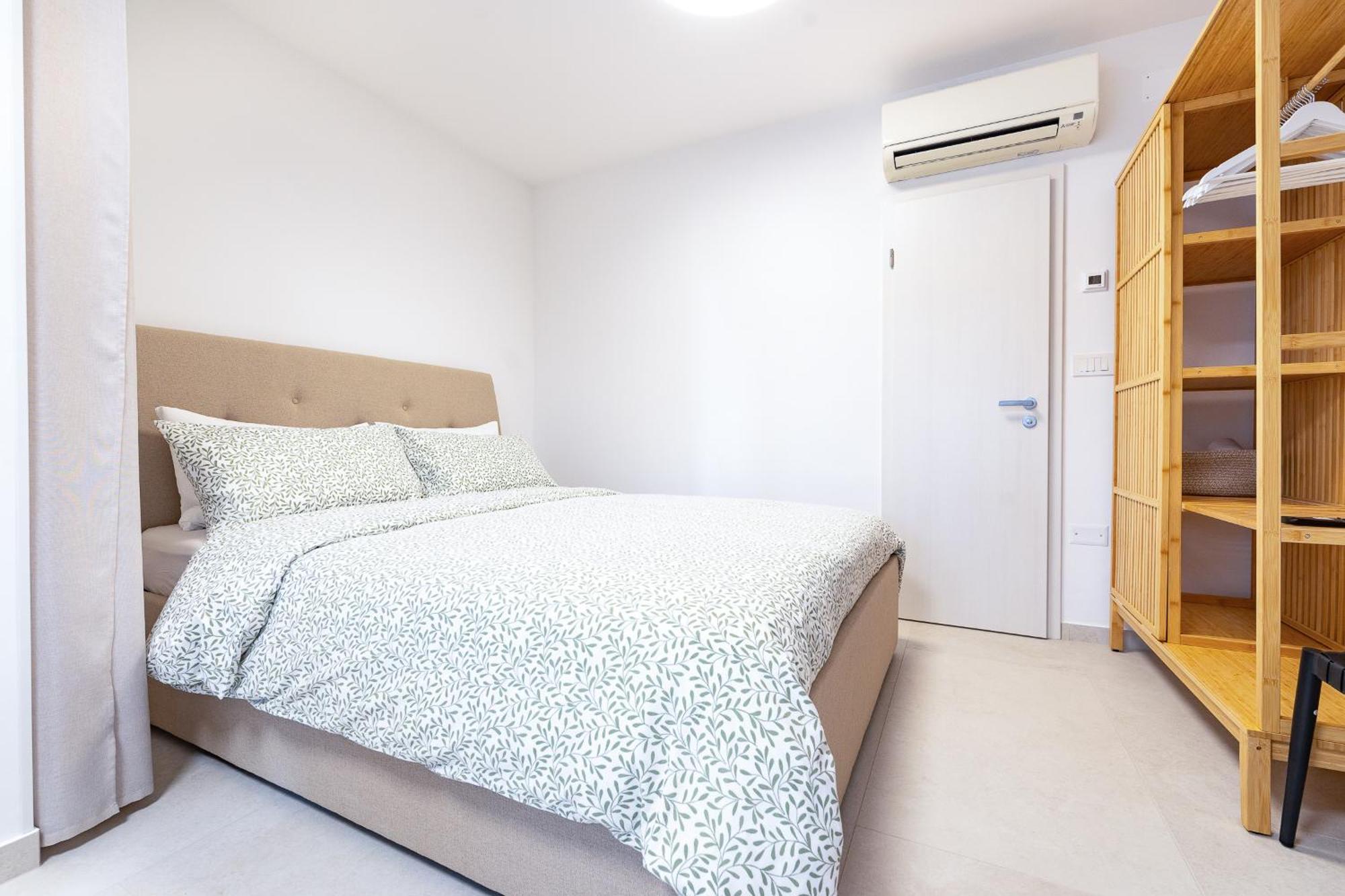 Isolana Apartment Изола Экстерьер фото