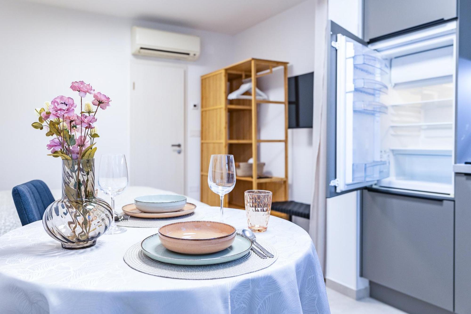 Isolana Apartment Изола Экстерьер фото